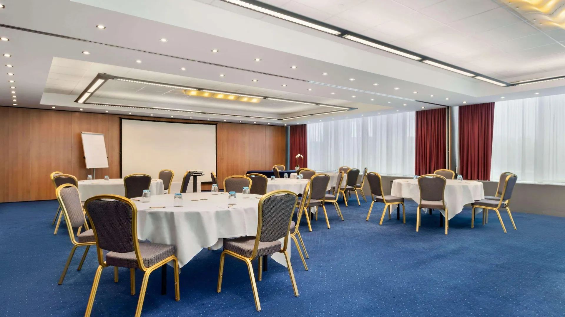Hotel Ramada Encore By Wyndham Geneva Carouge