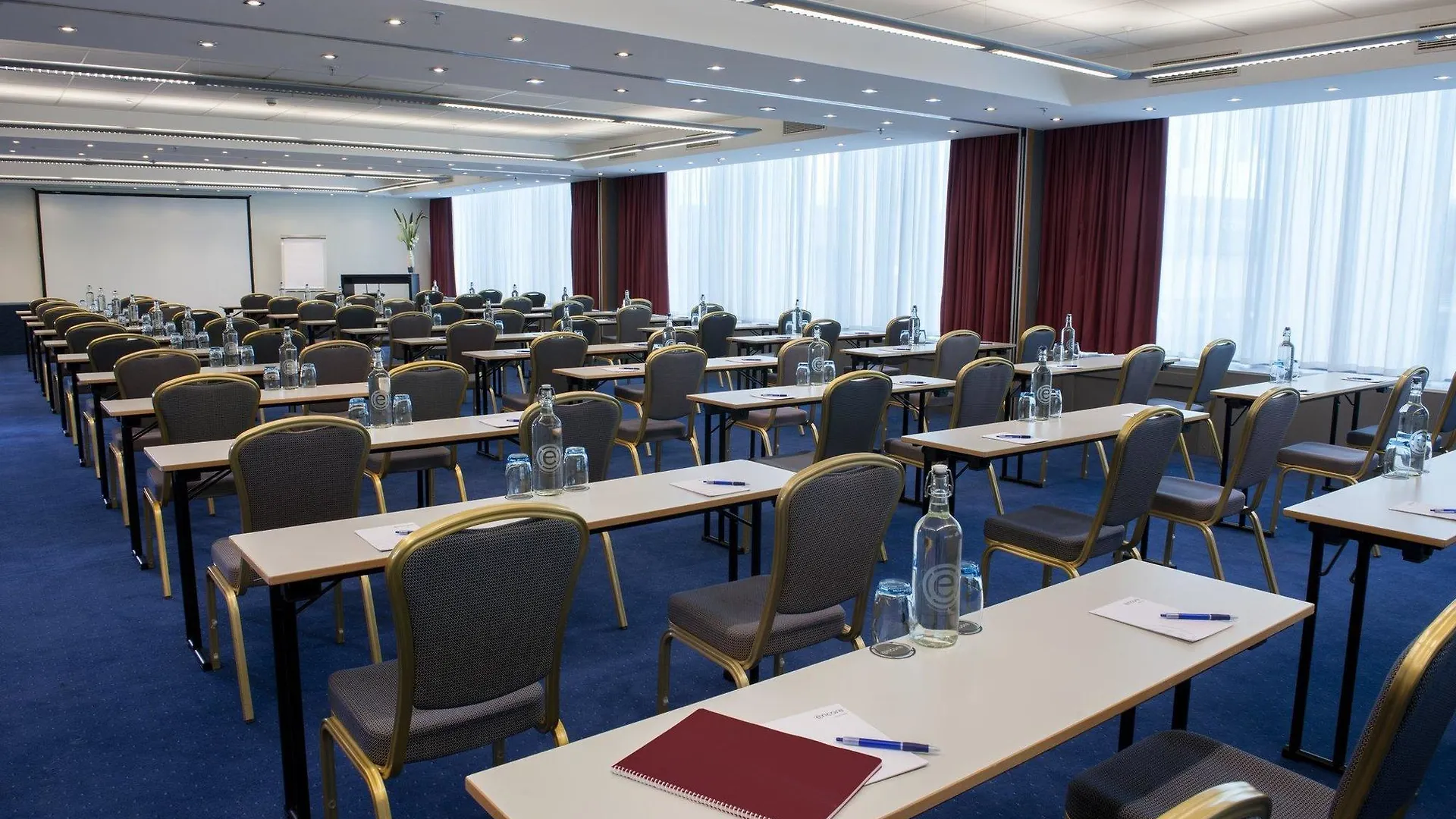 Hotel Ramada Encore By Wyndham Geneva Carouge