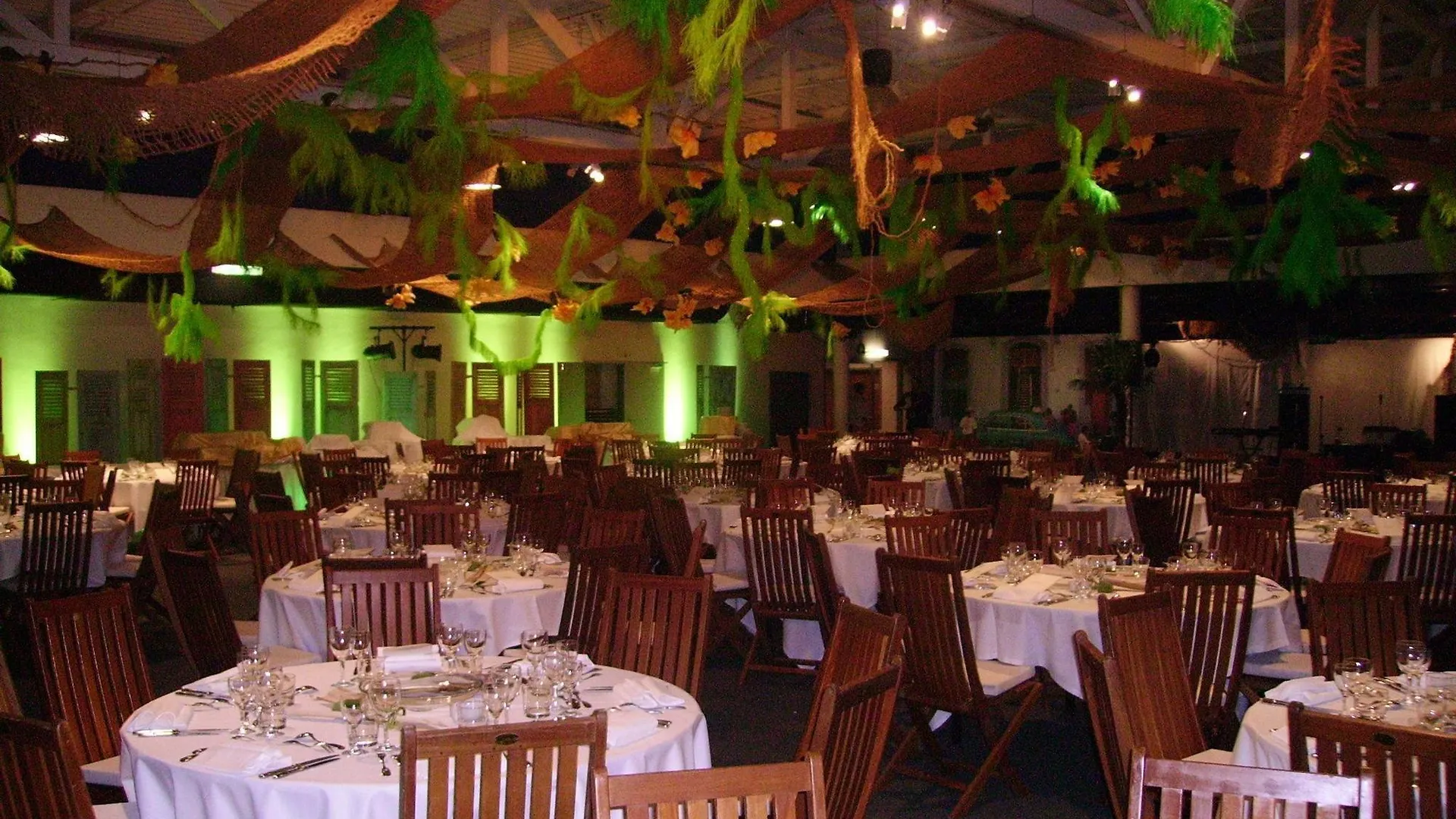 Ramada Encore By Wyndham Geneva Carouge