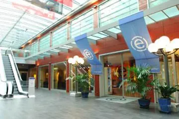 Hotel Ramada Encore By Wyndham Geneva Carouge